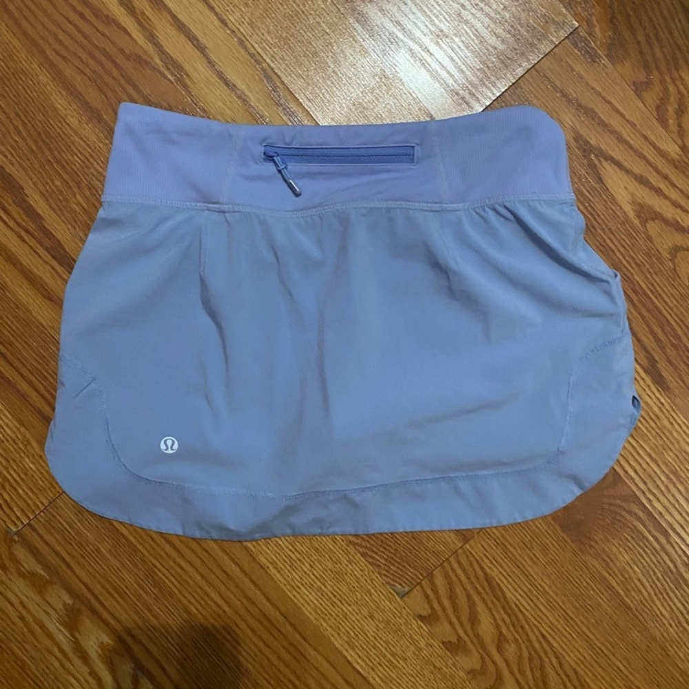Lulu lemon size 2